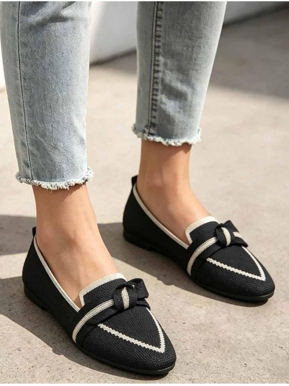 Classic Black Pointed-Toe Loafers with Contrast Trim